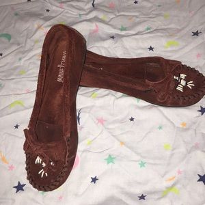 Minnetonka size 9 moccasins